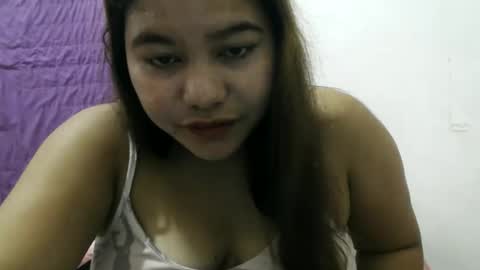 heavenlyeyes69 online show from April 8, 9:06 pm