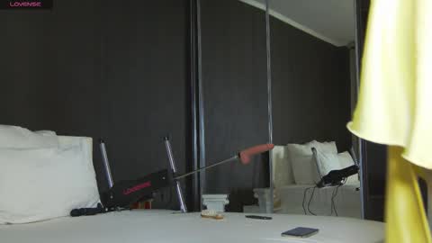 Helen online show from December 21, 8:24 pm