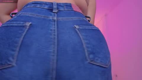 Heidy online show from December 17, 3:33 am