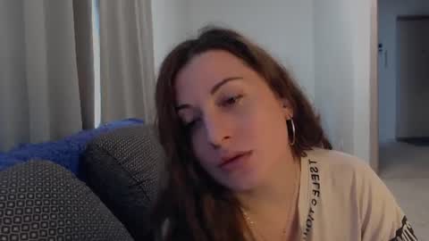 helen_adams_ online show from July 7, 6:47 am