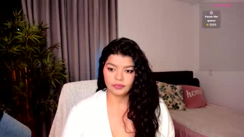 helen_miller online show from February 16, 11:37 pm