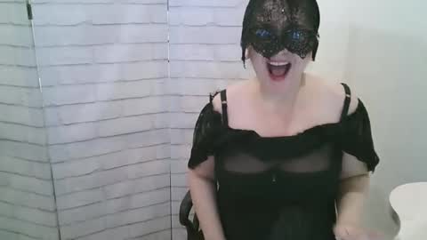 Helen online show from December 1, 3:37 pm