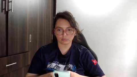 helena online show from September 25, 4:17 pm