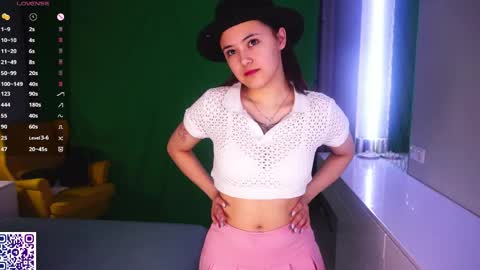 Aurora online show from April 3, 9:57 pm