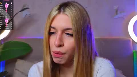 Bonnie3 online show from November 20, 8:59 am