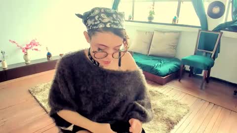 Heliconia online show from March 10, 6:34 pm