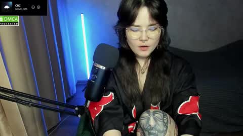 Red online show from October 2, 6:35 pm