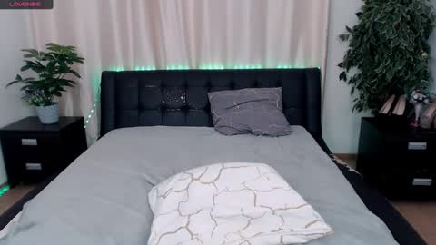 Hella online show from January 9, 8:11 pm