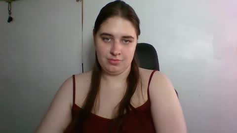 Snapshot of hess_luna_ chatting on October 21, 9:13 am hess_luna_ online show from October 21, 9:13 am