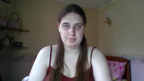 hess_luna_ online show from November 4, 10:20 am