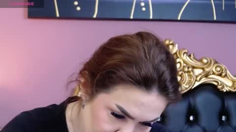 Snapshot of hessahessy chatting on January 15, 11:10 am Hessy online show from January 15, 11:10 am