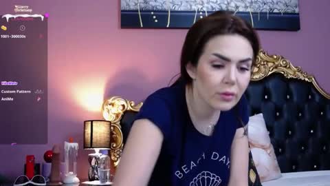 Snapshot of hessahessy chatting on December 25, 10:39 am Hessy online show from December 25, 10:39 am