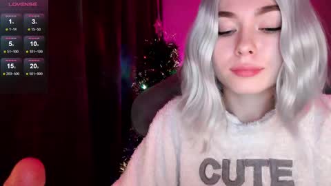Snapshot of hey_nora_ chatting on December 30, 3:12 pm  Nora  online show from December 30, 3:12 pm
