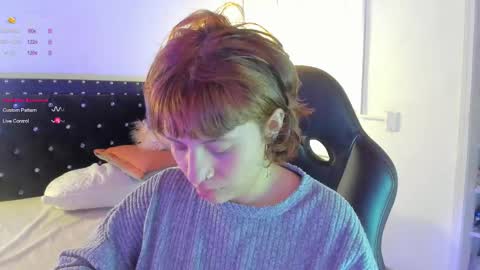 Snapshot of hey_noraly chatting on September 30, 4:07 am Noraly  online show from September 30, 4:07 am