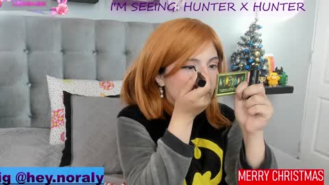 Snapshot of hey_noraly chatting on December 25, 1:19 pm Noraly  online show from December 25, 1:19 pm