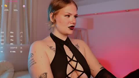 heynoirsam online show from April 18, 6:27 am