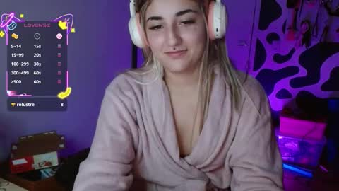 Elora online show from March 26, 1:19 am