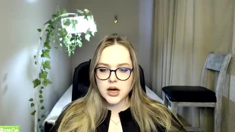 hi_haos online show from February 18, 11:31 am