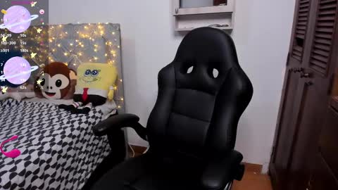 Diana online show from March 10, 5:29 pm