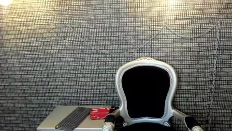 Hillary  online show from March 27, 4:14 am