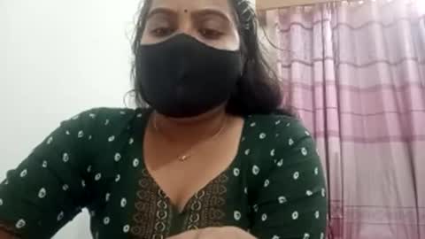 himuhimu22 online show from October 19, 6:54 pm