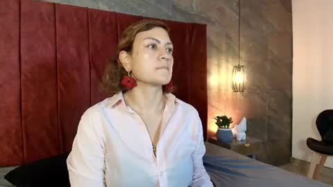 hinata_moonn online show from July 8, 12:51 pm