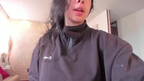 Hinnata online show from January 6, 3:08 pm