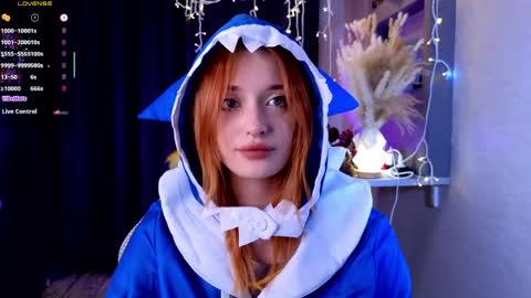 Ella online show from April 16, 7:02 pm