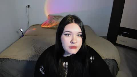 Dina online show from November 13, 4:28 pm