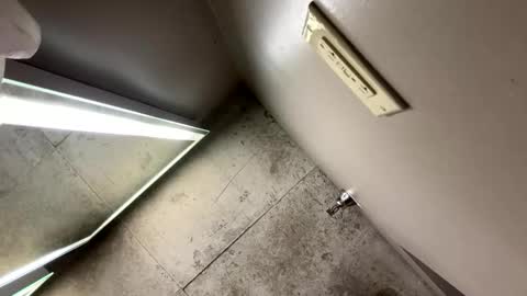 hknox714 online show from November 12, 2:04 pm