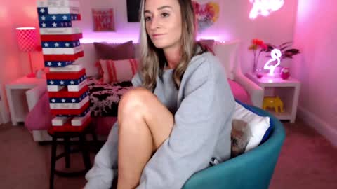 Holi Hurricane online show from November 23, 4:48 am