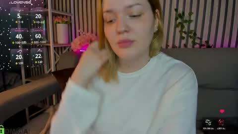 Holly online show from April 13, 8:04 am