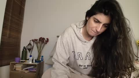 hollyshit_ online show from January 9, 2:16 am