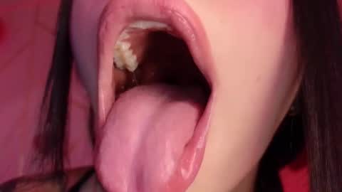 holly online show from March 1, 6:13 am