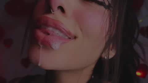 holly online show from February 16, 4:29 pm