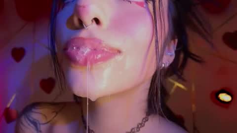 holly online show from February 13, 2:57 am