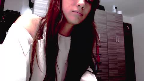 Juli online show from February 9, 3:09 am