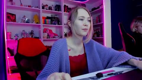 Rumi online show from February 15, 12:04 pm