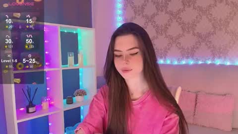 Mia online show from February 6, 4:27 am