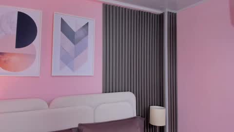 honey_sofii_ online show from October 1, 11:48 am