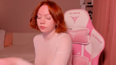 honeyautumn online show from December 30, 12:11 am