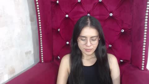 Emily online show from December 4, 2:30 pm