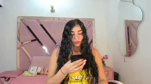 honeyht online show from July 7, 11:57 am