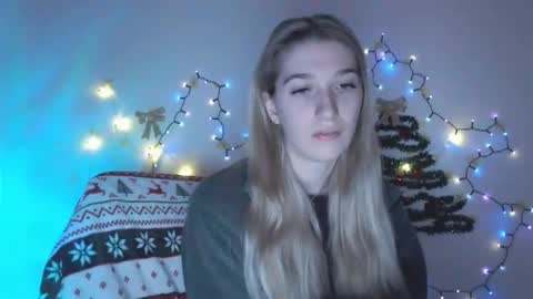 honeyveil online show from December 23, 10:41 am