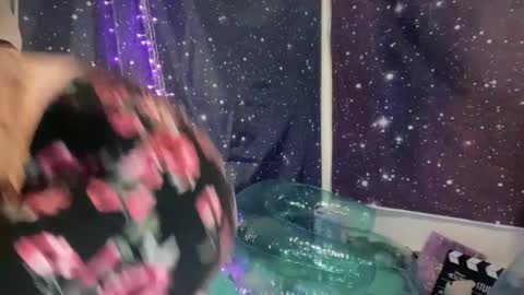 Emi Rose online show from February 13, 5:05 am