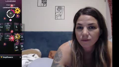 HoodHippy online show from November 8, 4:28 am