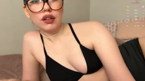 Audrey online show from January 22, 3:52 am