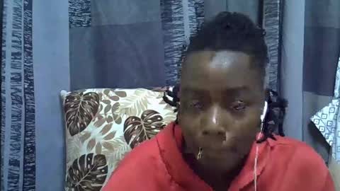 Leila online show from March 5, 8:04 pm