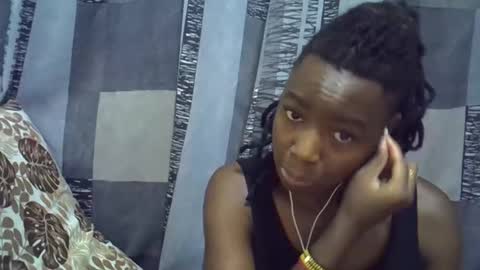 Leila online show from April 13, 4:19 pm