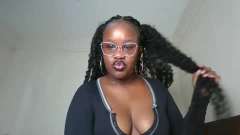 Lucy online show from March 1, 12:05 pm